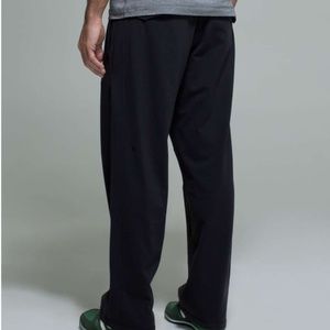 Lululemon Kung Fu Pant M
